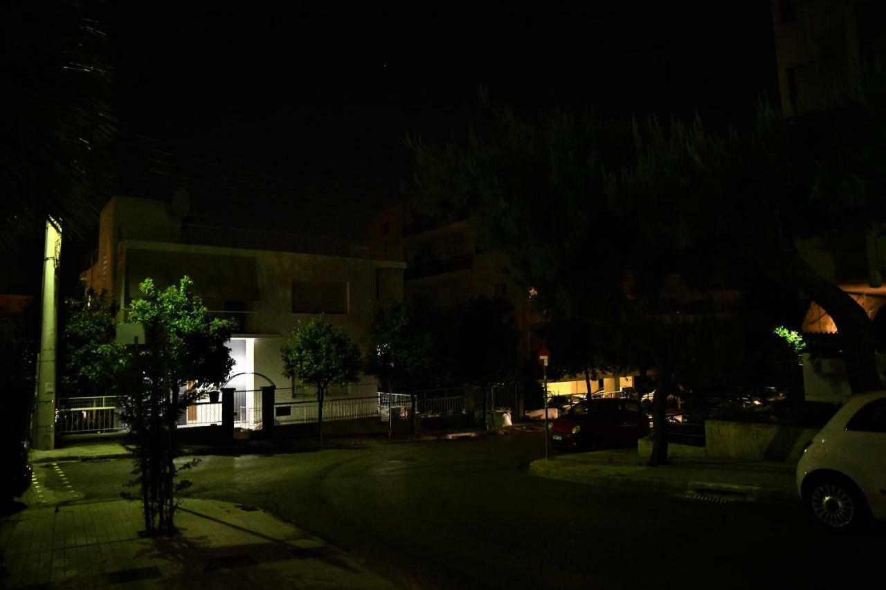 Zefyros Super Cool Apartments Next To Alimos Riviera Atina Dış mekan fotoğraf